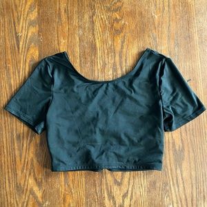 Black Crop Tee
